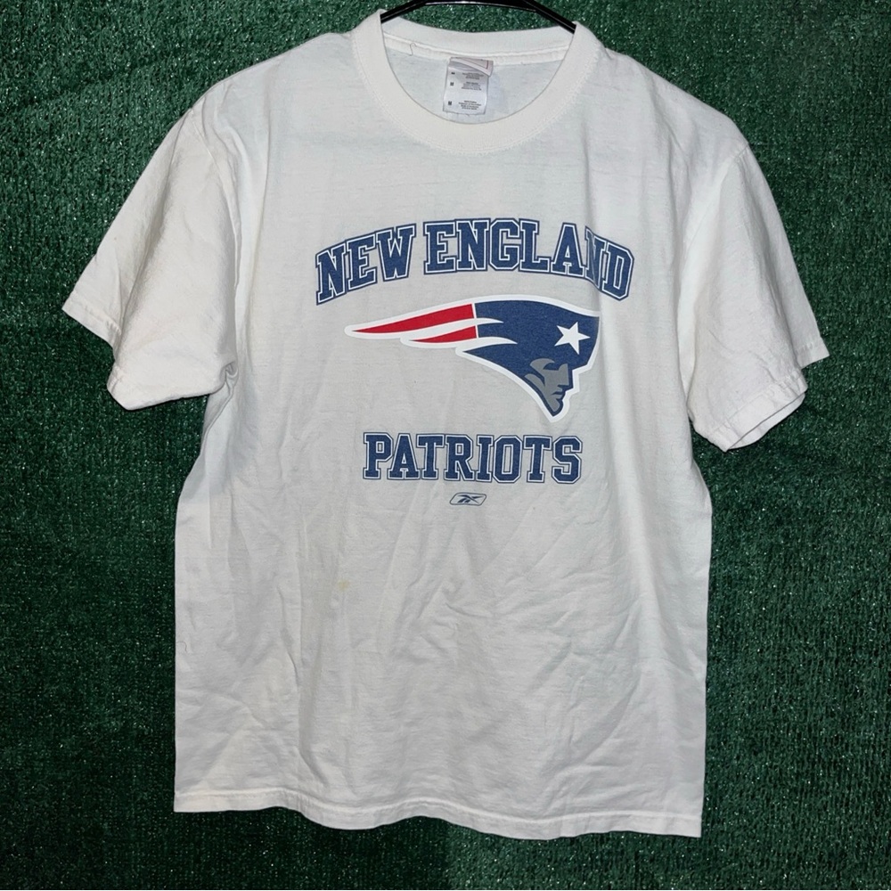 vintage Y2K New England Patriots White NFL Brand Shirt M Boston Tom Brady MA
